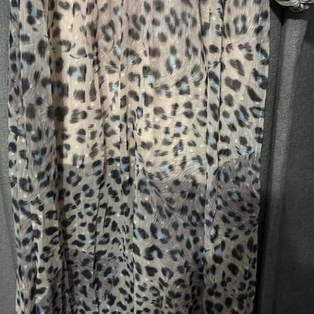 Women’s Fate cold shoulder animal print dress sz small - Picture 10 of 12